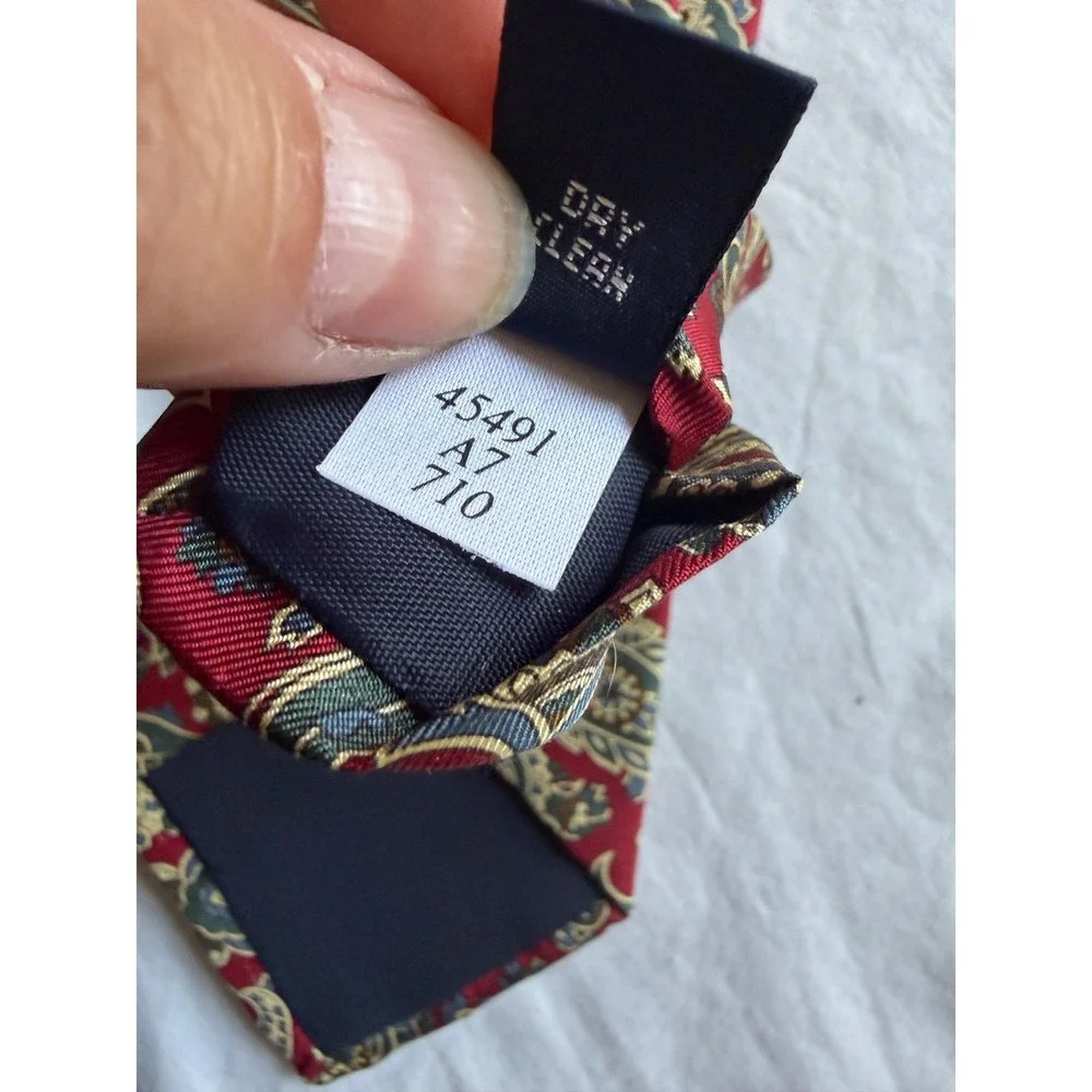Lands End Men Red Paisley Silk Tie Handsewn USA Extra Long Preppy Formal Wedding